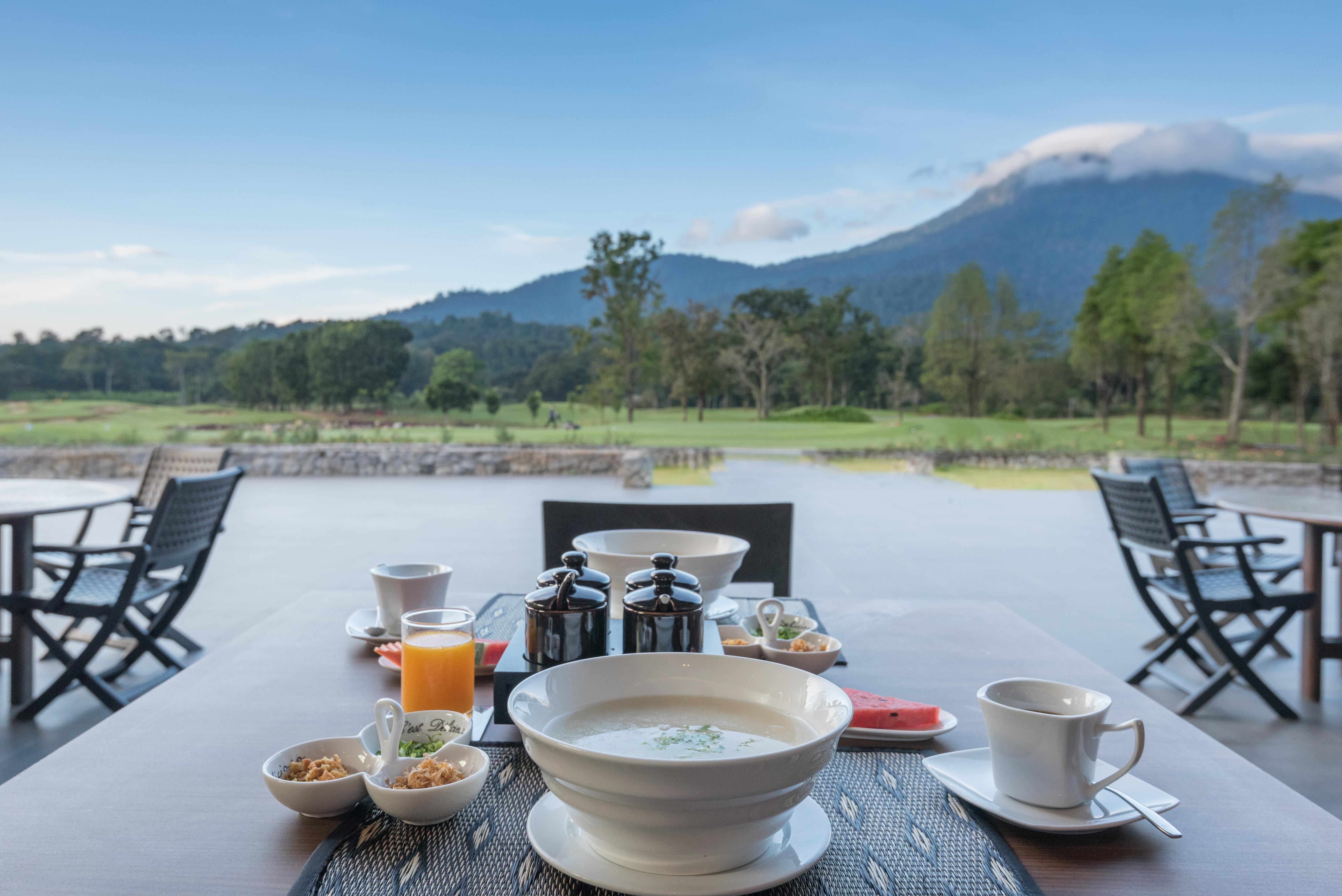 Chatrium Golf Resort Soi Dao Chanthaburi Ban Thap Sai Exteriér fotografie